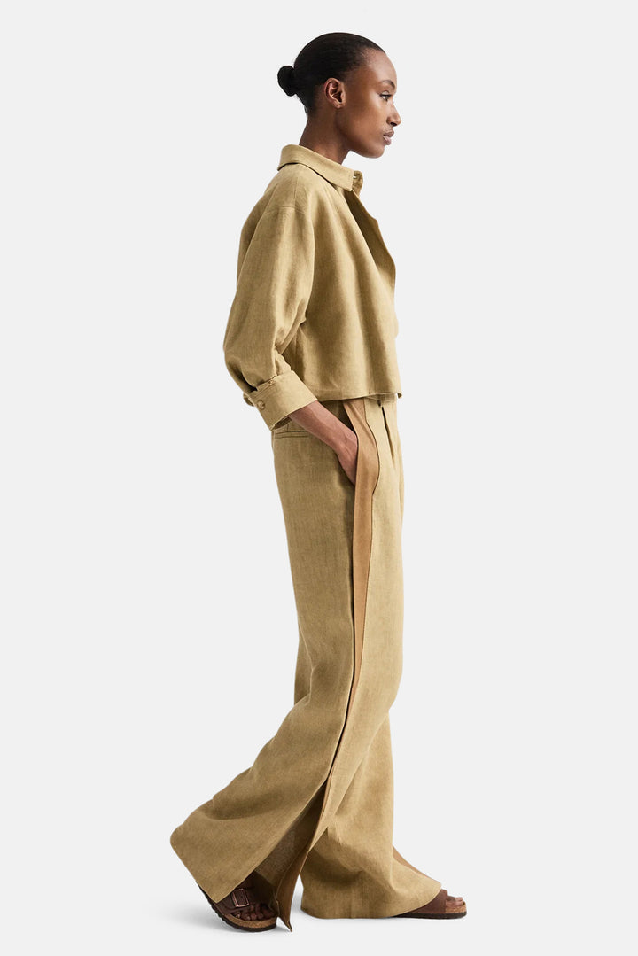Slim A Pant with Lip Tux in Plain Weave Linen Kelp / Ermine