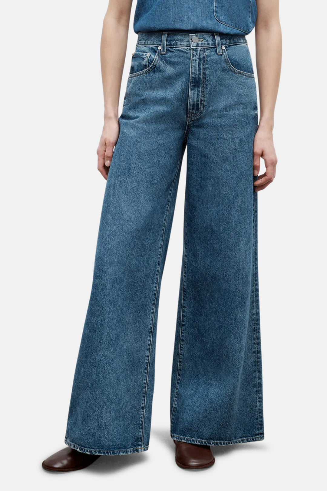 Tall Tiny Dancer Paris