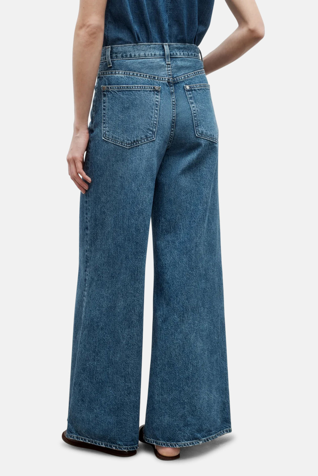 Tall Tiny Dancer Paris