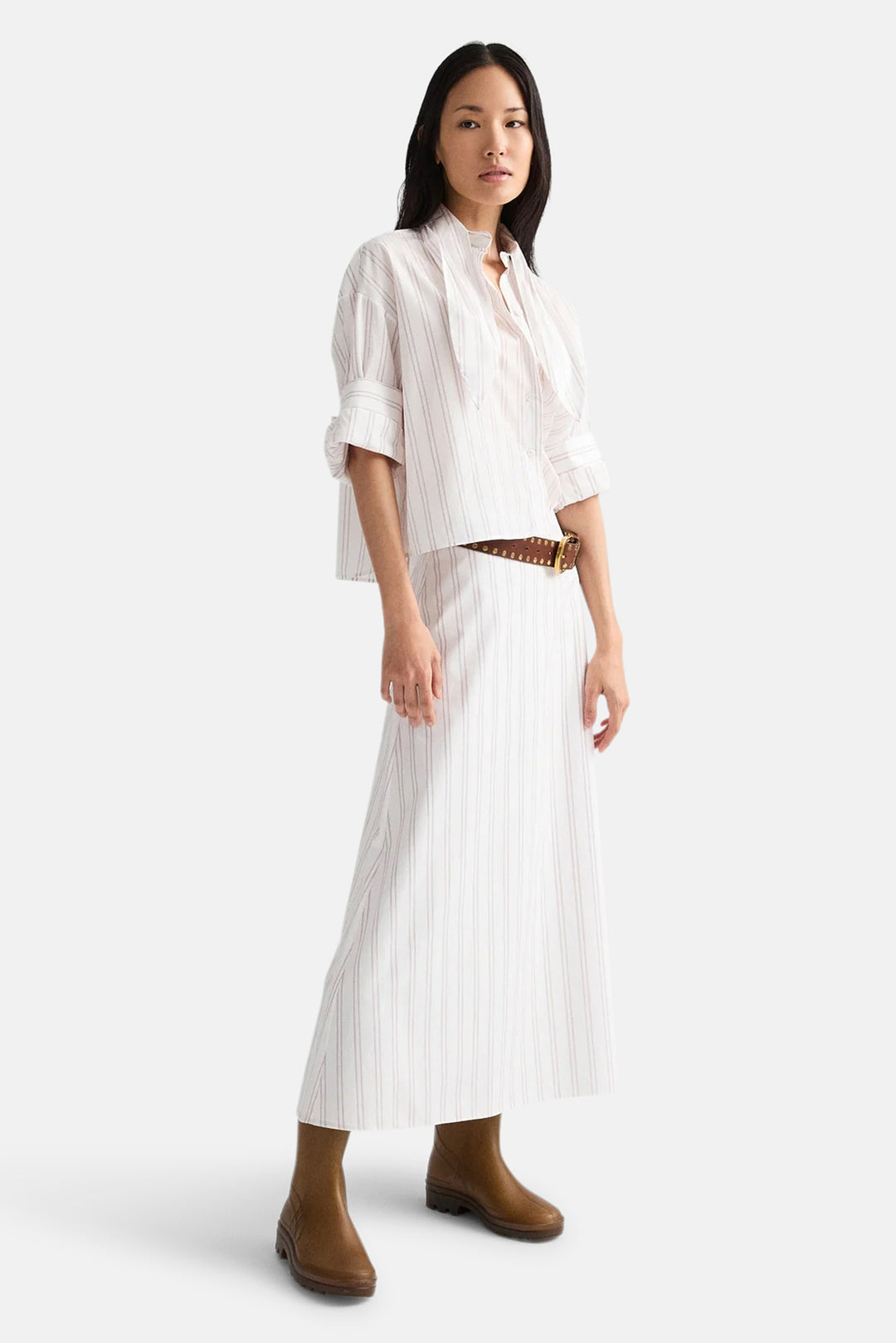 Tie One On Shirt in White/Wine