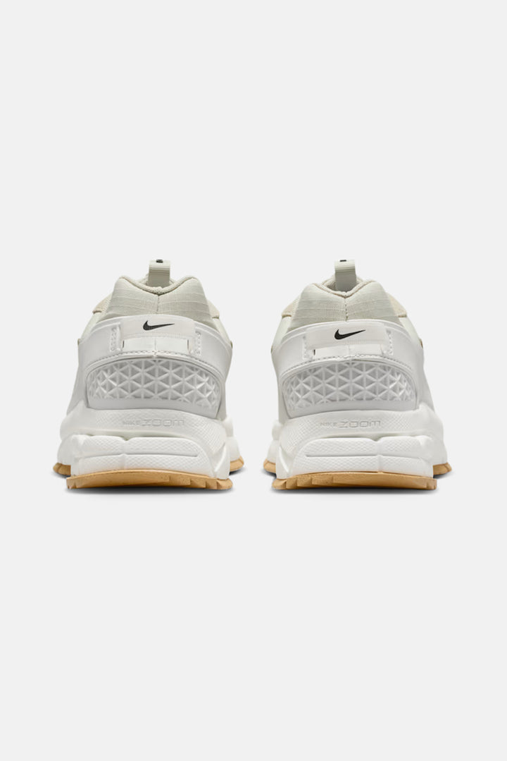 Women's Zoom Vomero Roam 'Sail Light Stone Gum'