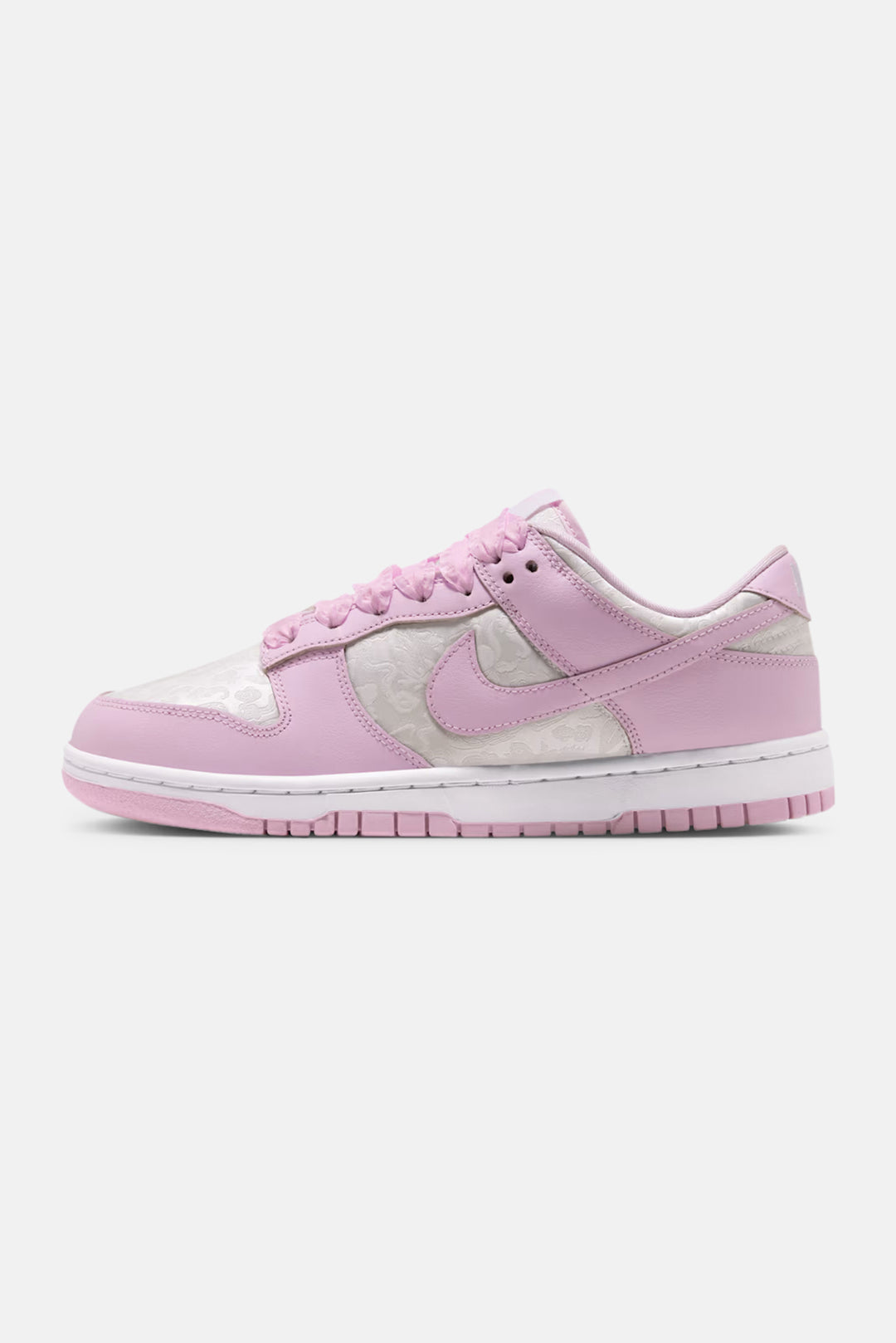 Women's Dunk Low SE 'Pink Foam/White Floral Jacquard'