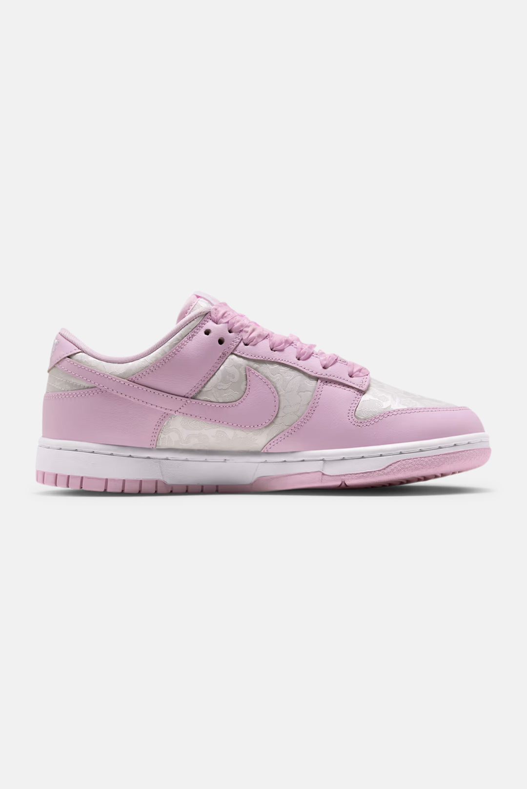 Women's Dunk Low SE 'Pink Foam/White Floral Jacquard'