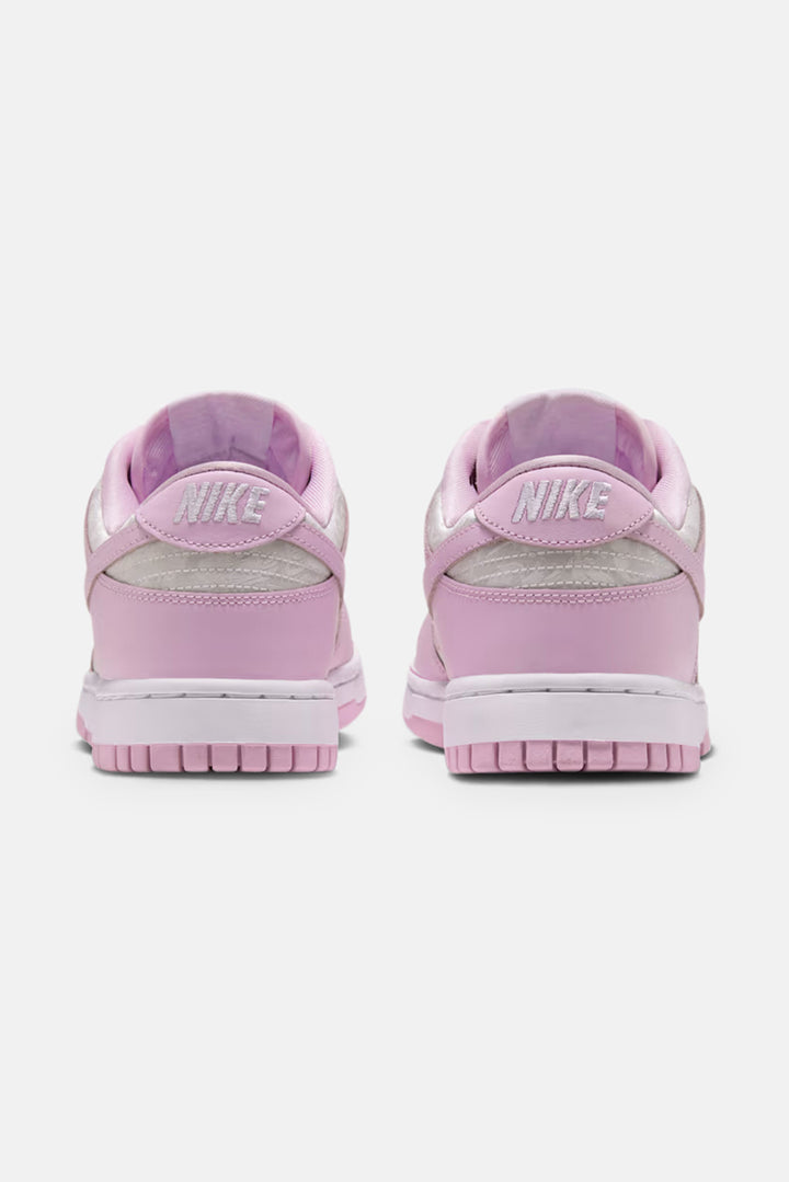 Women's Dunk Low SE 'Pink Foam/White Floral Jacquard'
