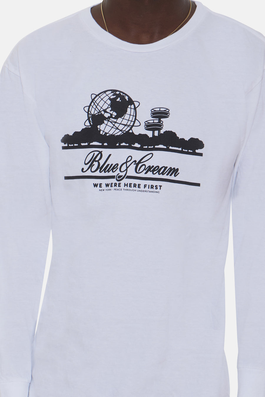 Globe Long Sleeve White / Black