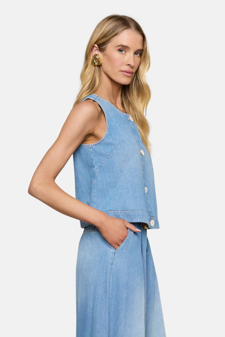 Foster Top Seattle