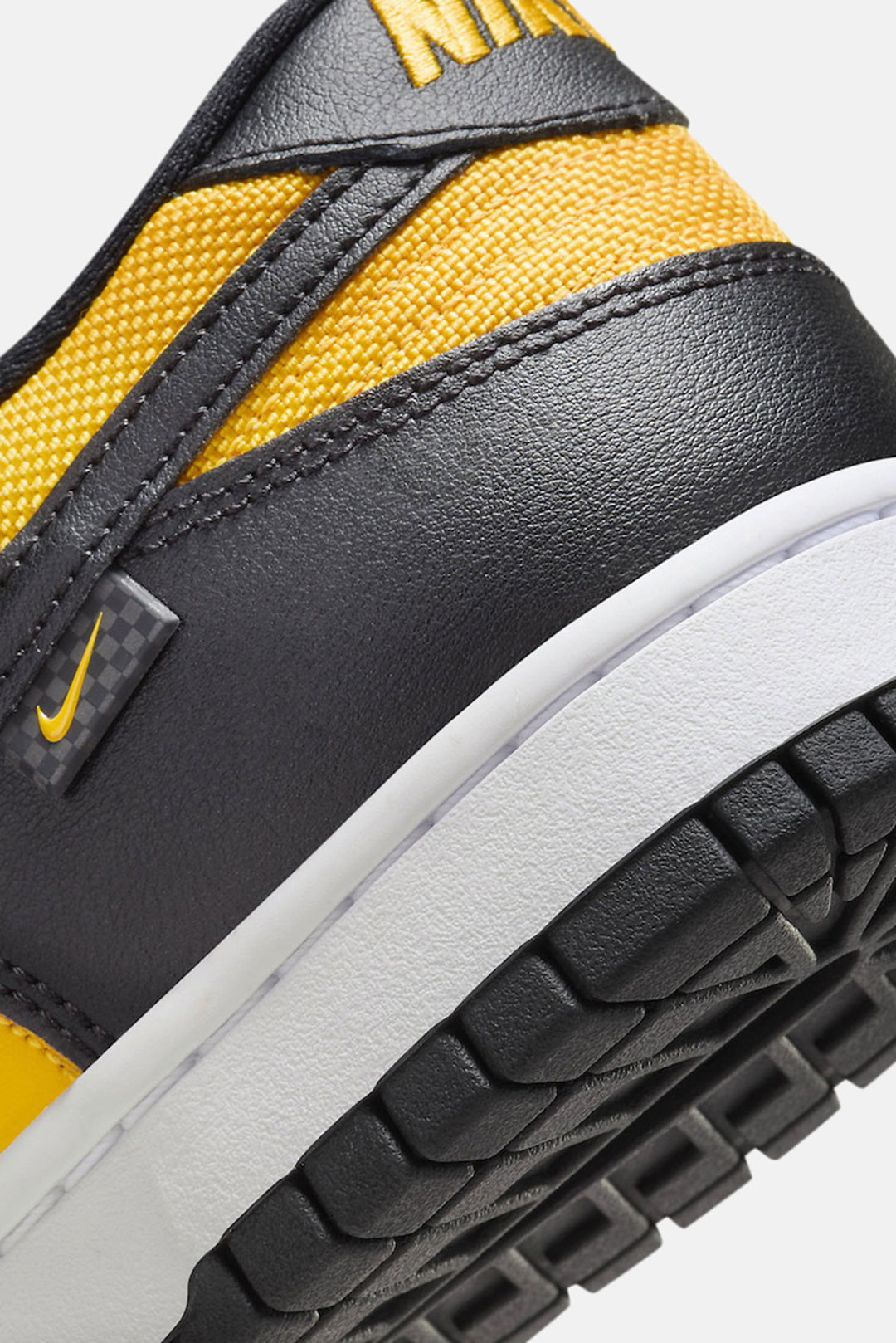 Men's Dunk Low "Reverse Goldenrod" University Gold