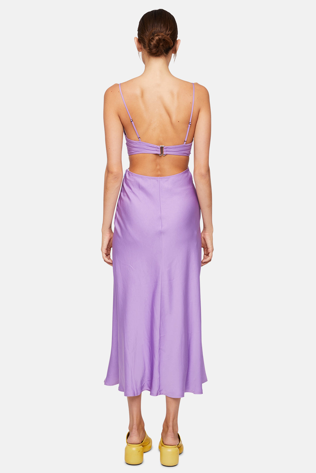 alc purple dress Anita Satin Midi by ALC This sleeveless midi silhouette features an asymmetrical neckline ALC Willow pleated viscose midi
