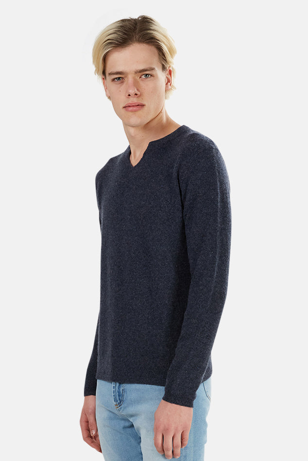Cashmere Modified V-Neck Sweater Nightsky - blueandcream