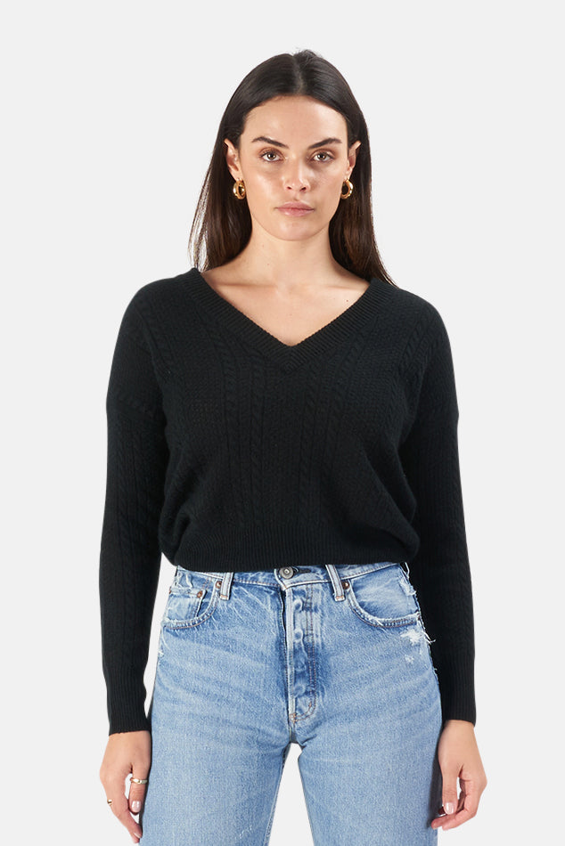 Cable Knit V-Neck Cashmere Sweater Black - blueandcream