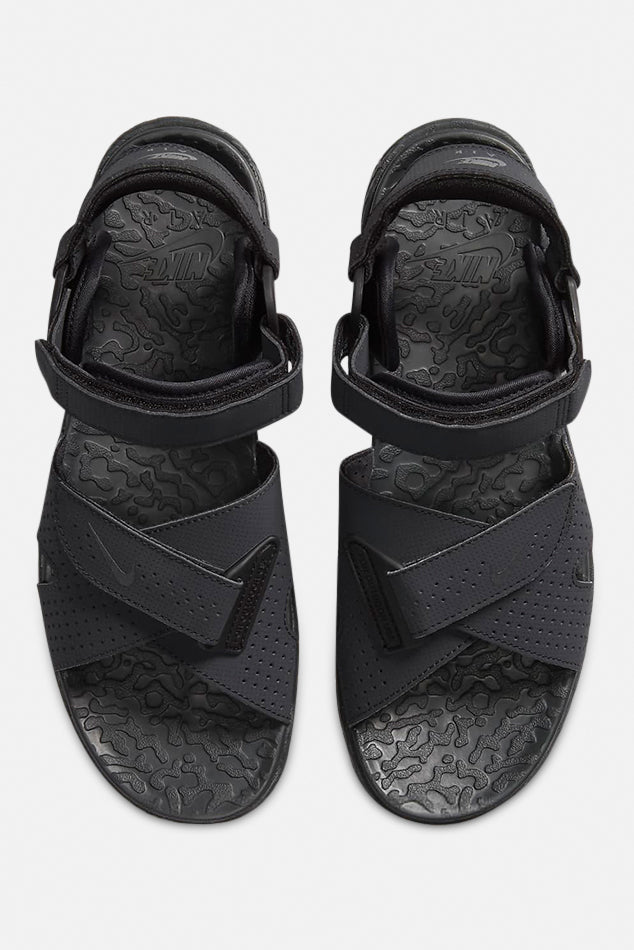 nike acg air deschutz mens off noir