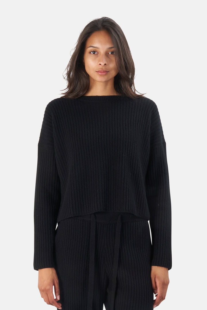 Chase Crop Cashmere Sweater Black - blueandcream